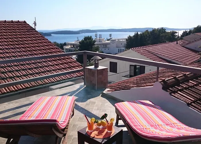 Mare Apartament Hvar Town