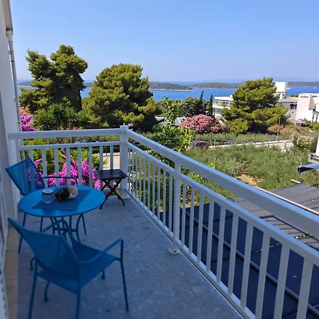 Apartament Mare *