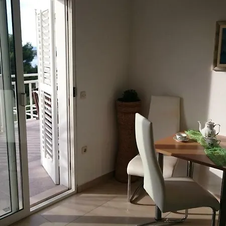 Mare Apartment Hvar Town