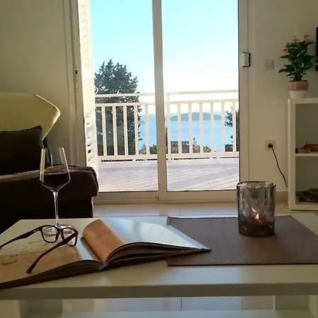 Mare Apartment Hvar Town