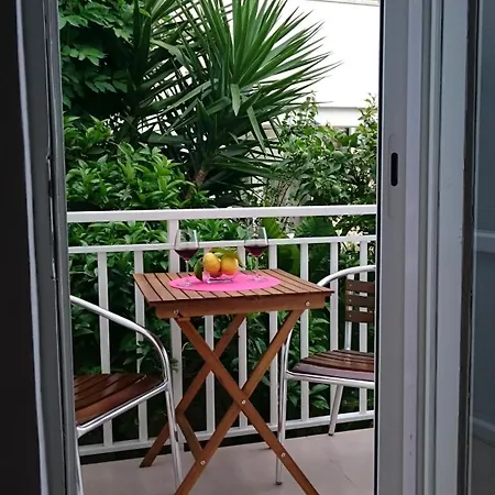 马雷公寓酒店